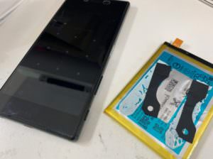 バッテリー交換修理完了後のXperia Z5 premium(SO-03H)