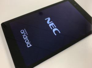 液晶画面交換修理後のLavie Tab S(PC-TS508FAM)