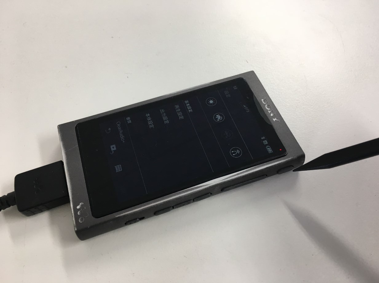 電源ボタンが使えないウォークマン NW-A45