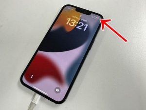 充電器を挿しても充電反応が無いiPhone13