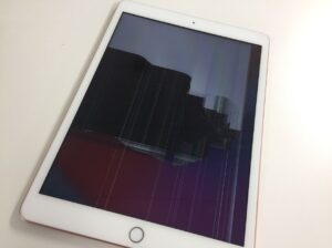 液晶画面破損により操作不可になったipad第8世代