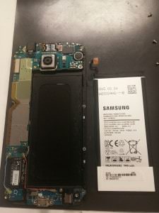 ギャラクシーS6　バッテリー交換