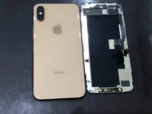 iPhoneXS背面