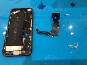 iPhone8電源が落ちる故障④