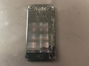 iPhone7画面割れ液晶ダメージ