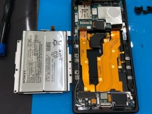 XperiaXZ2分解⑤