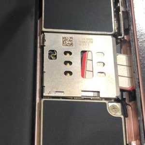 SIMカード 分解 取り出し