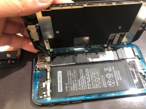iPhone 8 自己修理失敗4