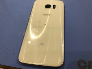 Galaxy S7 Edge背面