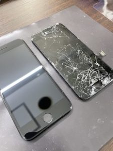 iPhone SE 画面修理後