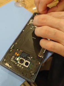 Galaxy note9バッテリー交換工程1