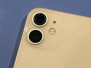 iPhone 12 miniカメラレンズ割れ