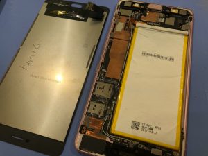 ZenFone 3ultraバッテリー交換 2