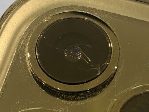 iPhone 13 Proカメラレンズ修理