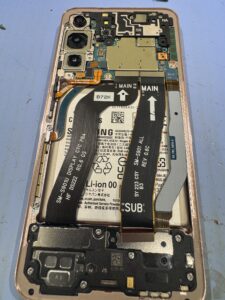 Galaxy 街の修理店での受付