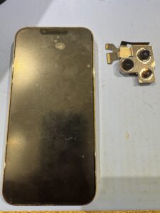 iPhone背面カメラ修理