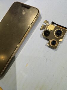 iPhone背面カメラ