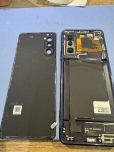 Xperia 5 II キャリア修理終了