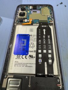 Galaxy A54 バッテリー交換 分解