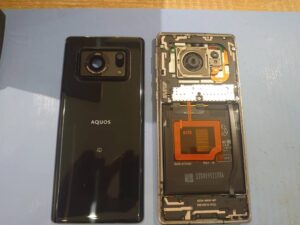 AQUOS R6画面修理分解工程