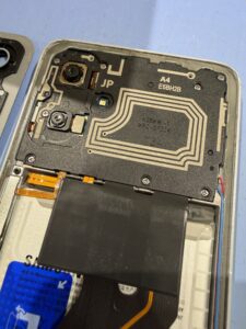 Galaxy A25 分解工程1