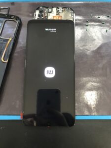 Xiaomi Redmi 9T 画面交換 仮付け状態で表示とタッチを確認