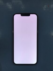 iPhone13Pro 画面ホワイトアウト 表示不良状態