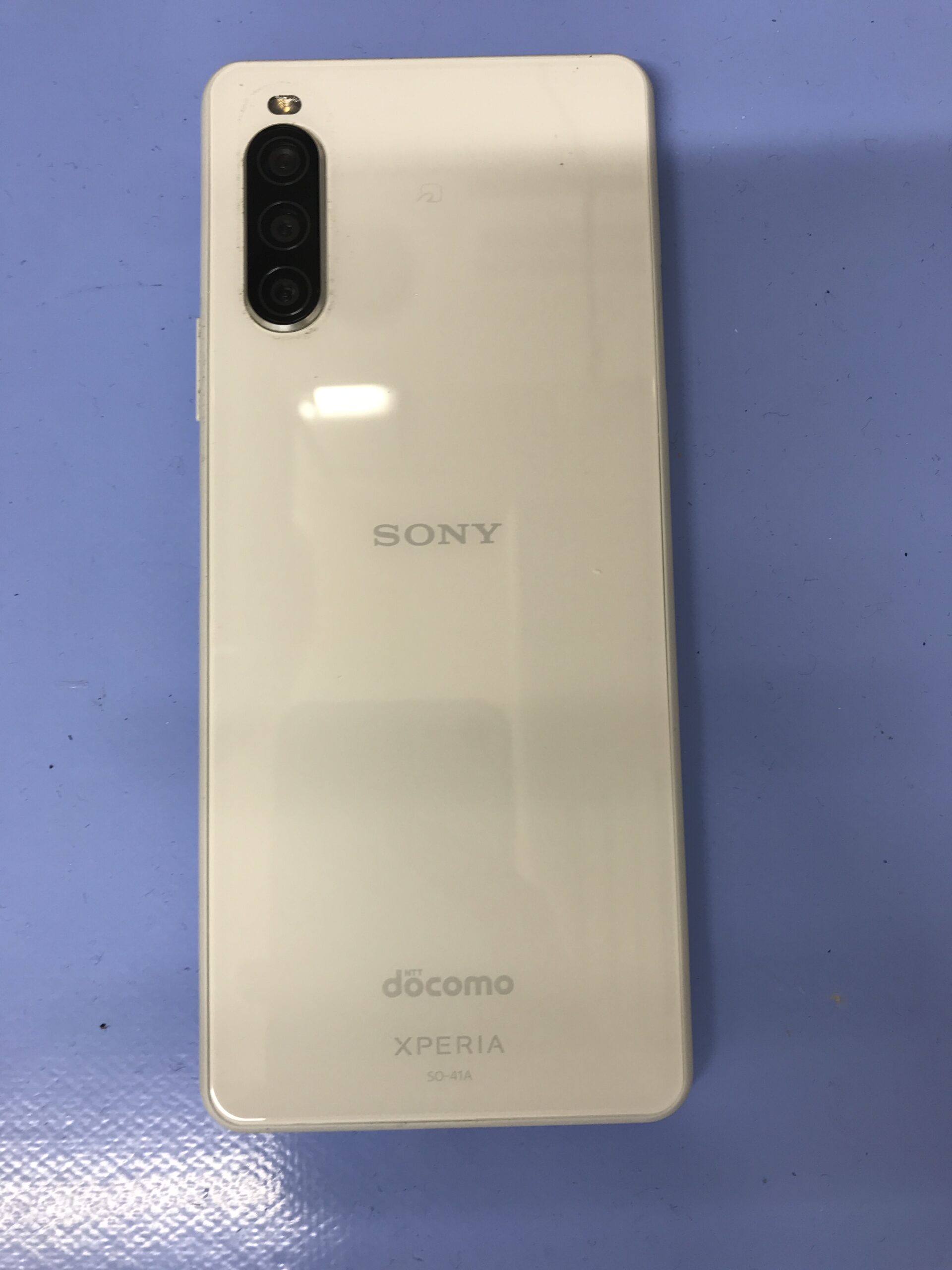 Xperia 10 II バッテリー交換前の状態