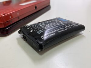 3DSのバッテリー交換修理
