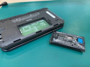 3DSのバッテリー交換修理