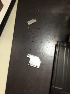 iPhone6Sの修理中