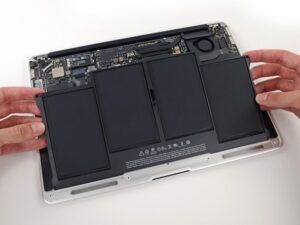MacBookのバッテリー交換修理