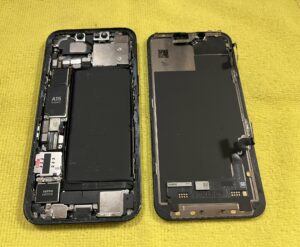 枚方市からiPhone画面交換にてご来店