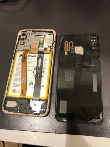 P20Lite修理中
