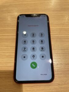 画面交換前のiPhone