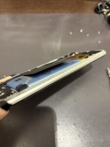 バッテリー交換中の様子