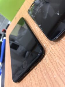 画面交換後のiPhoneSE3