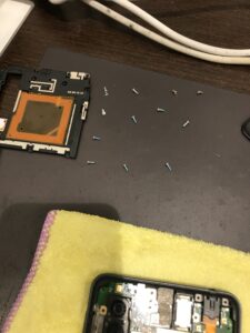 AQUOS Zero5G basicの修理中