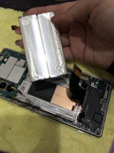 Xperia５Ⅲの修理中