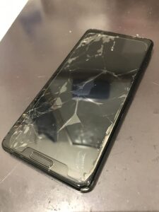 AQUOS Sense4liteの修理前