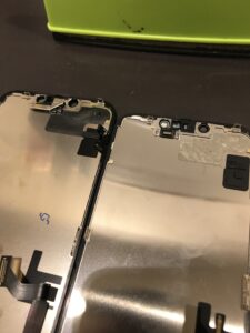 iPhone14の修理中