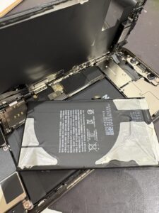 バッテリー交換中の様子