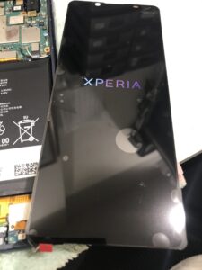 Xperia10Ⅱの修理中