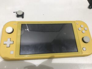 任天堂SwitchLite修理後