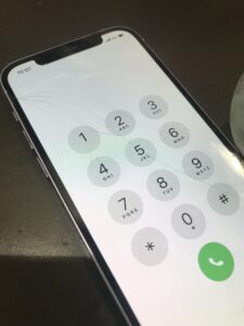 液晶画面交換修理前