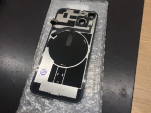 枚方、背面割れ