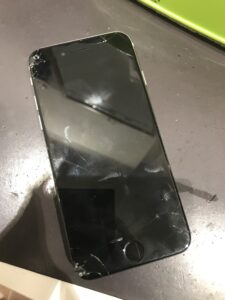 iPhoneSE3画面交換