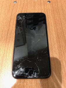楠葉、くずは、iPhone修理