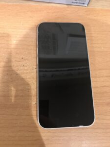 iPhone13 画面割れ