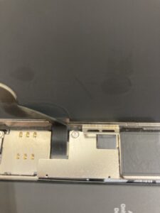 iPhone12miniの修理中